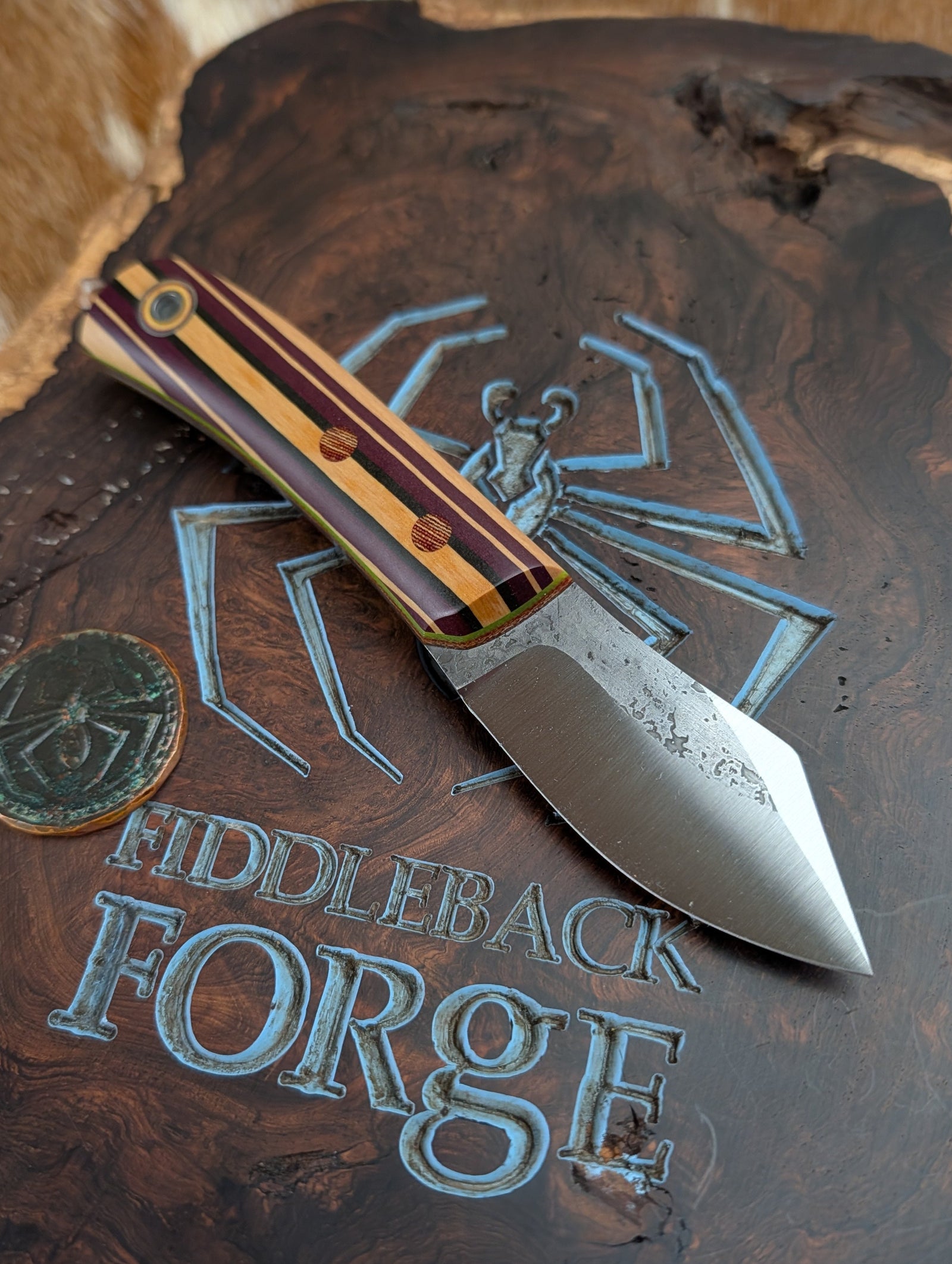Fiddleback Forge Sylvrfalcen