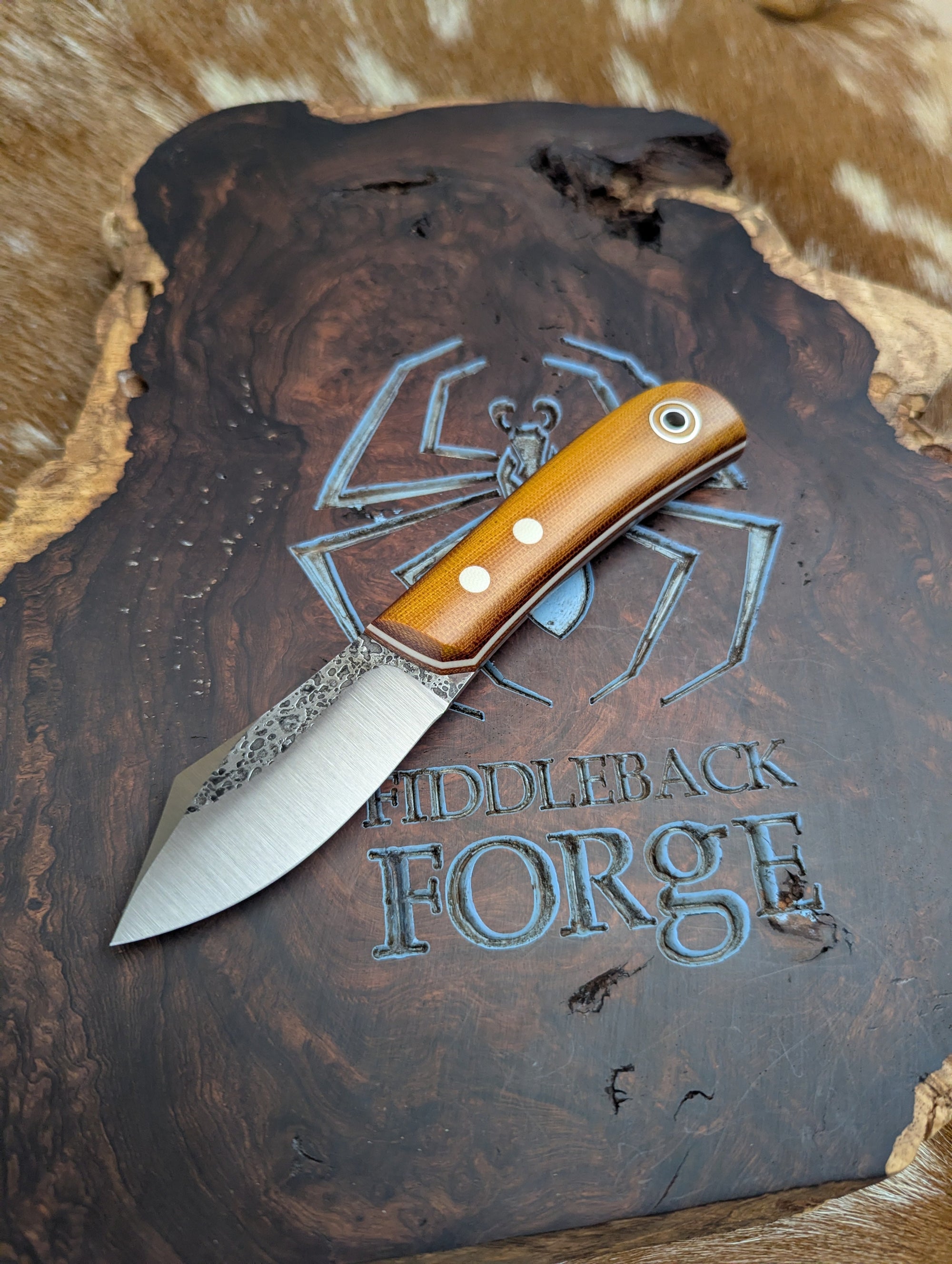 Fiddleback Forge Sylvrfalcen - Vintage Canvas Micarta - Tapered A2 Steel