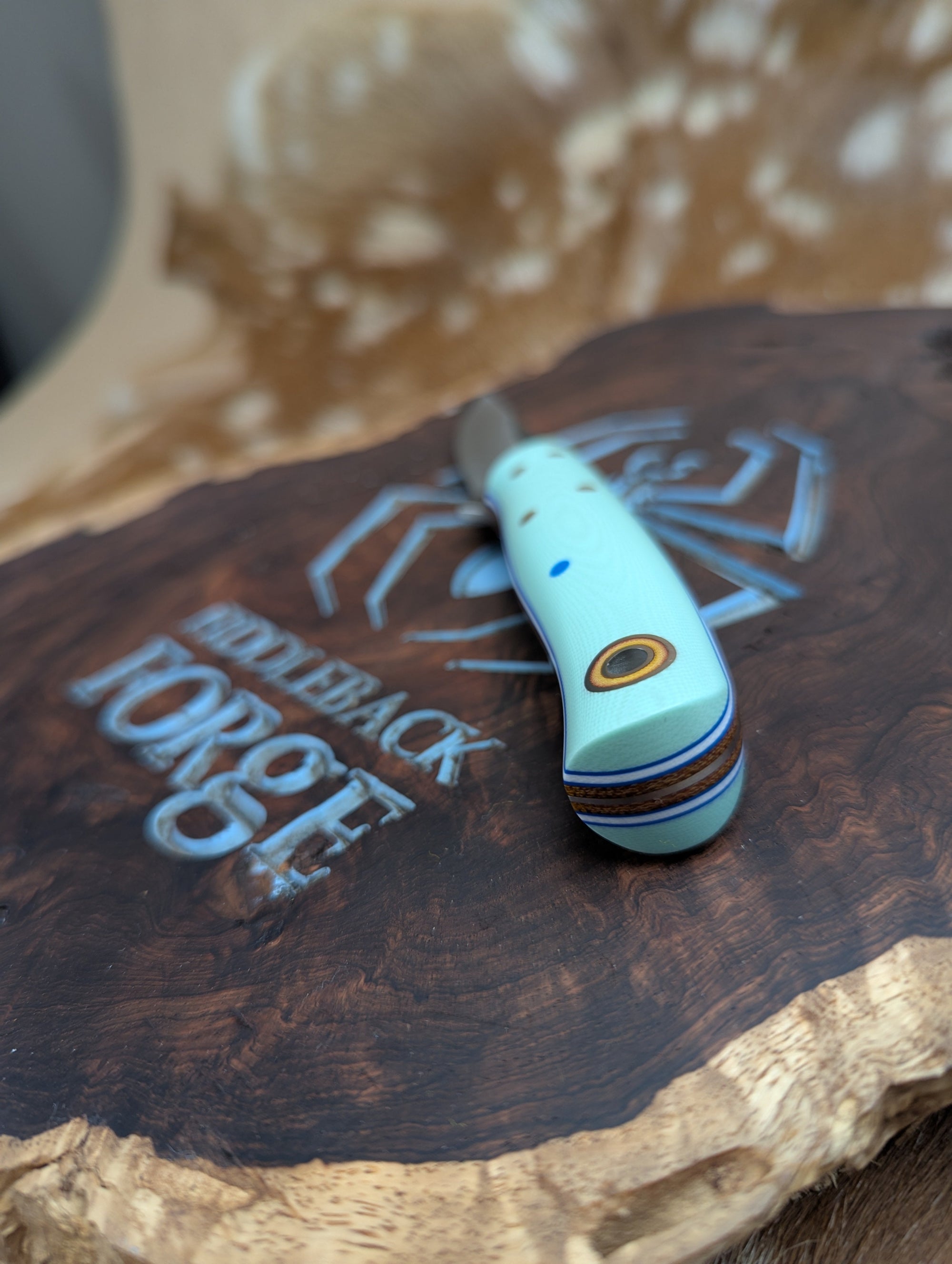 F2 (Fish and Fowl) w Tiffany Blue G10 on Magnacut
