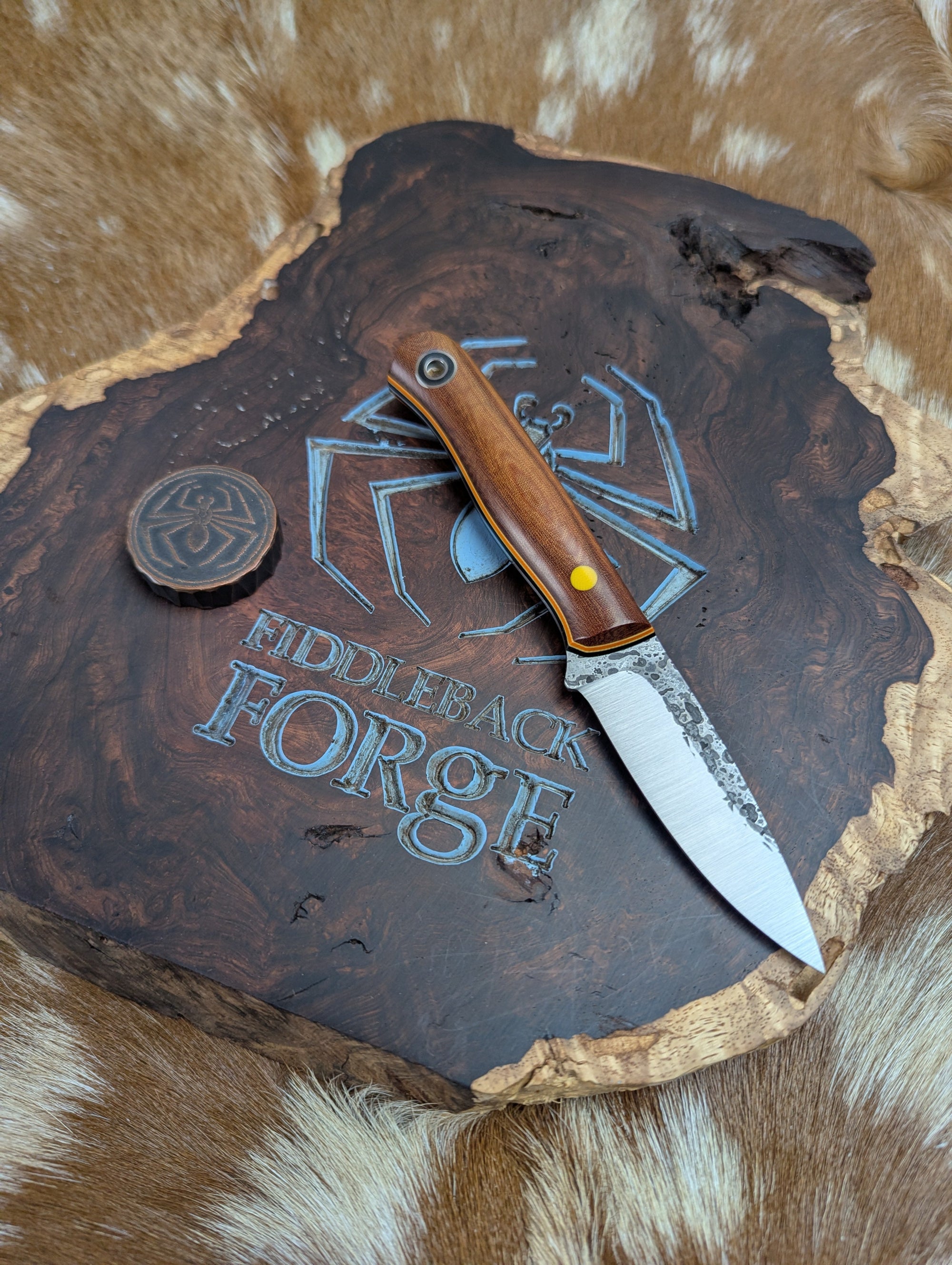 Fiddleback Forge Hiking Buddy - Vintage Double Striped Linen - Tapered A2 Steel