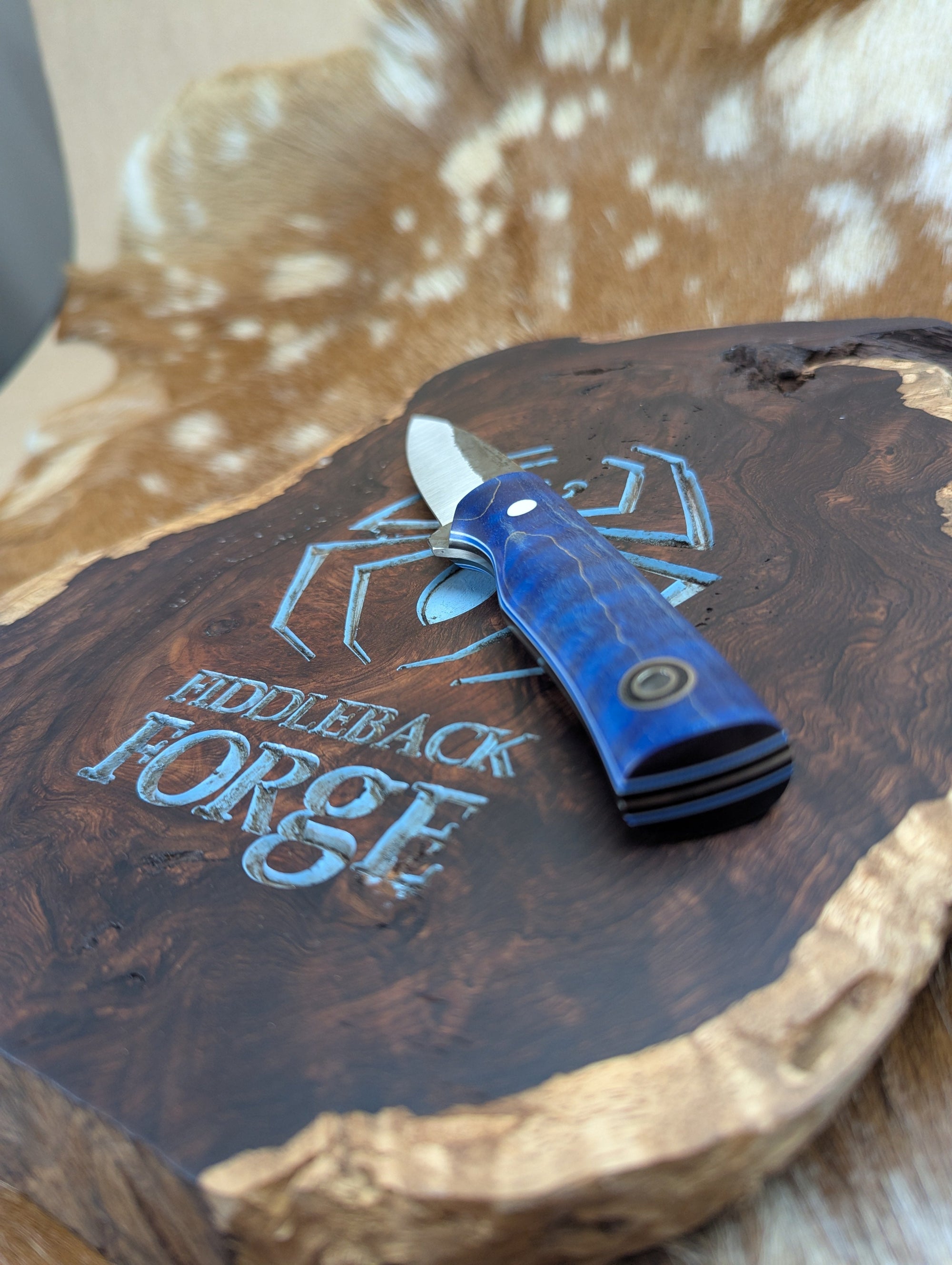 Fiddleback Forge Bear Cub - Deep Blue Curly Maple - Tapered Nitro V Steel