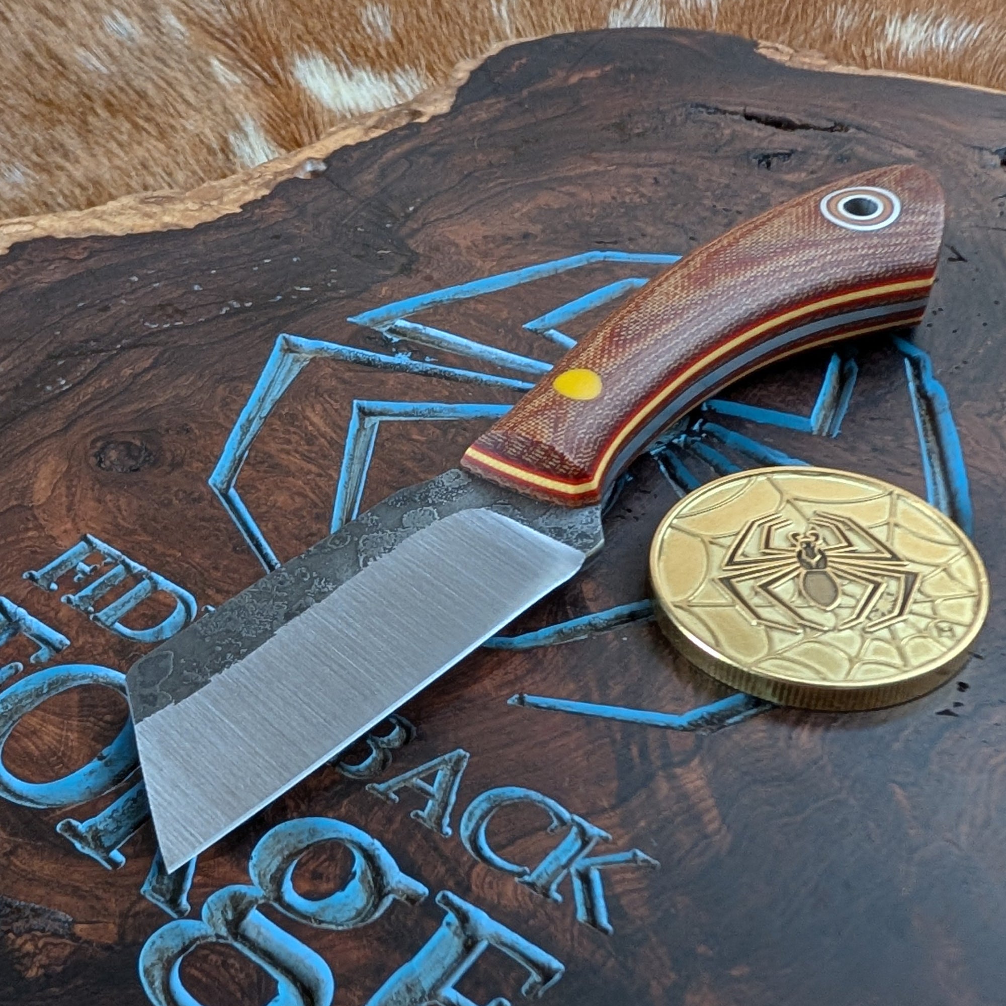Fiddleback Fiddleback Forge 3 Finger Joe - Natural Canvas Micarta - Tapered A2 St
