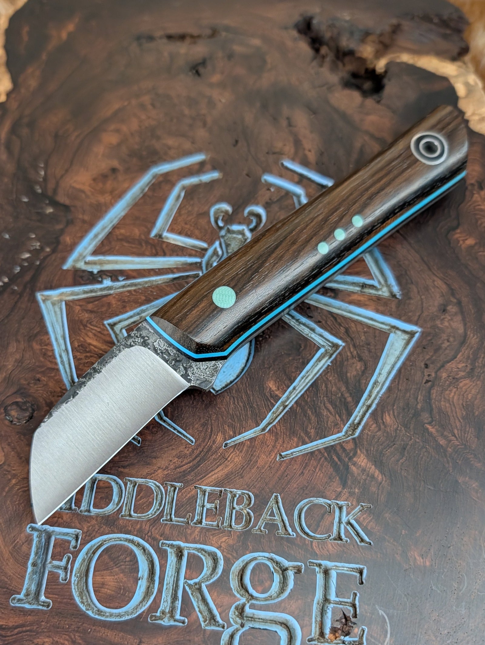 Fiddleback Forge Carver